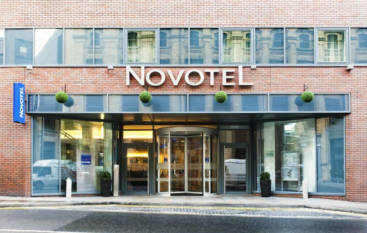 利物浦四星级酒店最大容纳50人的会议场地|诺富特利物浦中心酒店(Novotel Liverpool Centre)的价格与联系方式